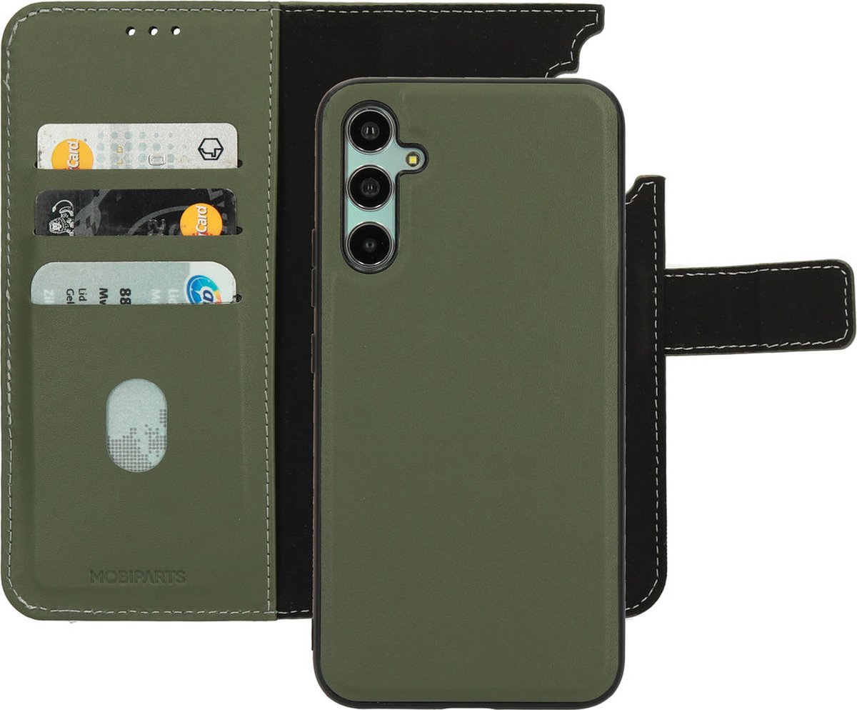 Mobiparts hoesje geschikt voor Samsung Galaxy A34 5G - Wallet 2-in-1 Boekhoesje - MagSafe - Echt Leder - Uitneembare Case - Sterke Magneet Sluiting - Contactloos betalen - Groen