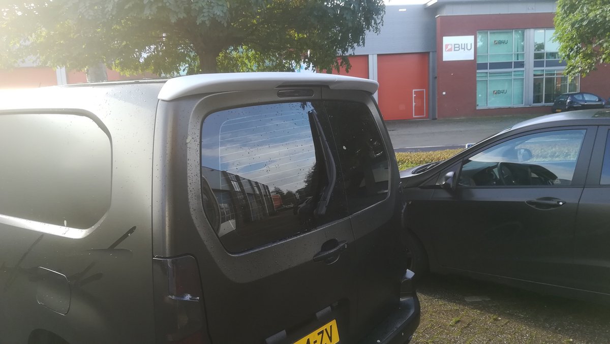 Spoiler Partner Berlingo Combo alleen dubbele deuren in primer grondlak