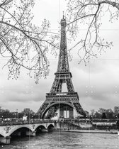 IXXI The Eiffel Tower, Teun de Leede & Kunst in Kaart - 80 x 100 cm - Gratis ophangtool - Grote wanddecoratie en posters - Fotografie, Woonkamer