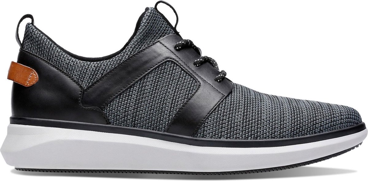 un globe lace black combination