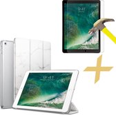 Hoes + Screenprotector geschikt voor iPad 2017 / 2018 9.7 inch - Smart Book Case Hoesje Marmer