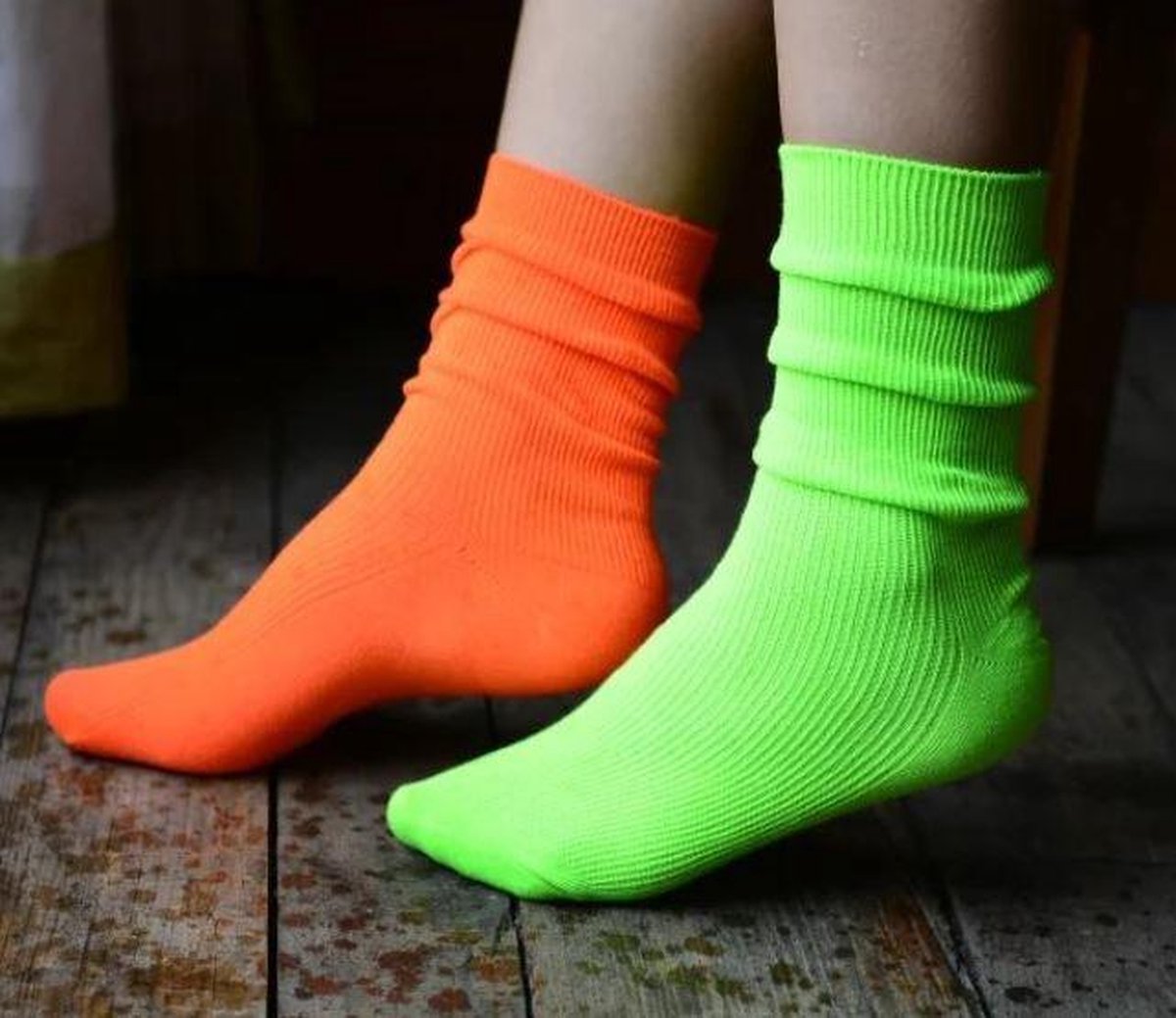Couscous Illusie drinken Neon sokken - Carnaval sokken - set 5 paar Rock 'n Roll teddy sokken - maat  35 -39 | bol.com