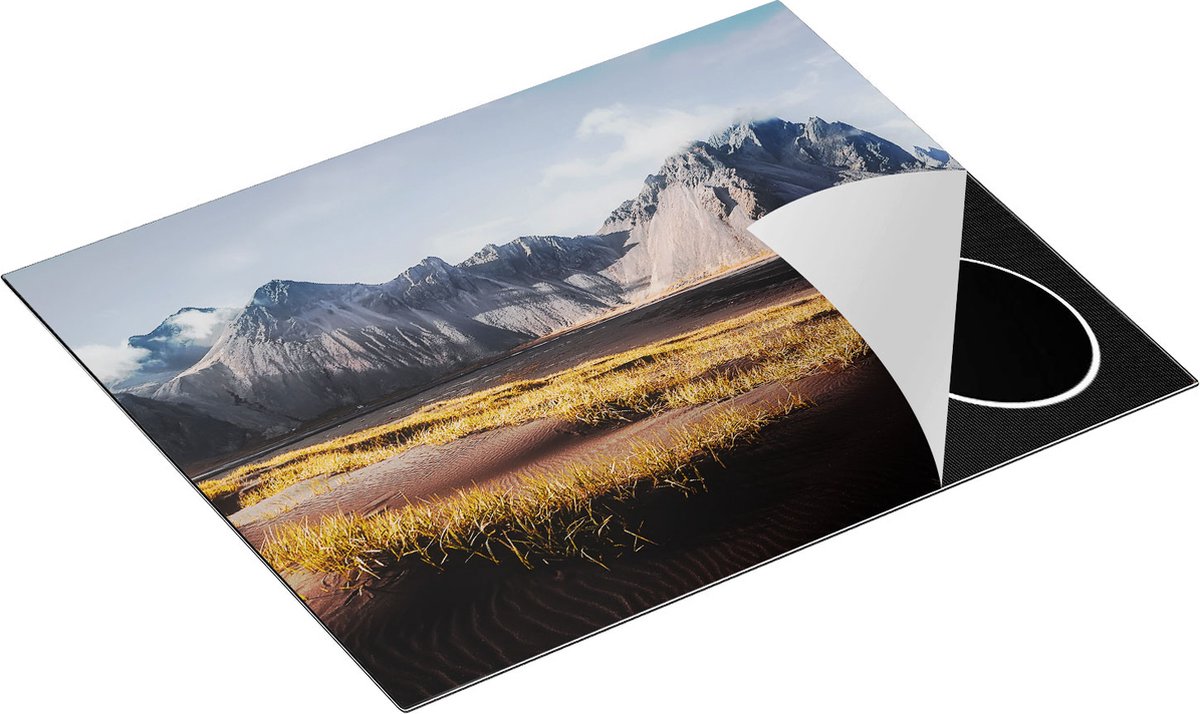 Chefcare Inductie Beschermer Zwart Zand in de Bergen van IJsland - 65x50 cm - Afdekplaat Inductie - Kookplaat Beschermer - Inductie Mat