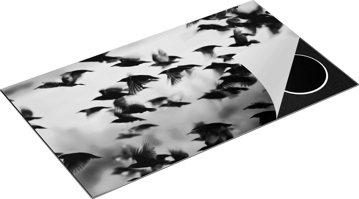 Chefcare Inductie Beschermer Groep Vliegende Blauwe Spreeuw Vogels - Zwart Wit - 90x55 cm - Afdekplaat Inductie - Kookplaat Beschermer - Inductie Mat