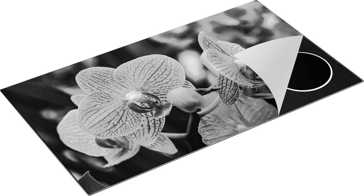 Chefcare Inductie Beschermer Geel Rode Orchidee Bloemen - Zwart Wit - 95x55 cm - Afdekplaat Inductie - Kookplaat Beschermer - Inductie Mat