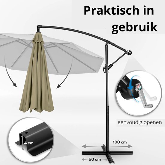Zweefparasol in beige, met een hendel om eenvoudig te openen. Afmetingen 50 en 100 cm.