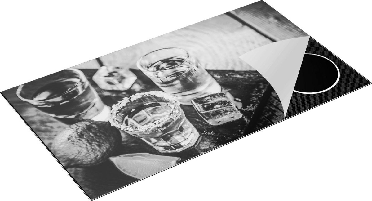 Chefcare Inductie Beschermer Alcoholische Drankjes - Drank - Zwart Wit - 95x50 cm - Afdekplaat Inductie - Kookplaat Beschermer - Inductie Mat