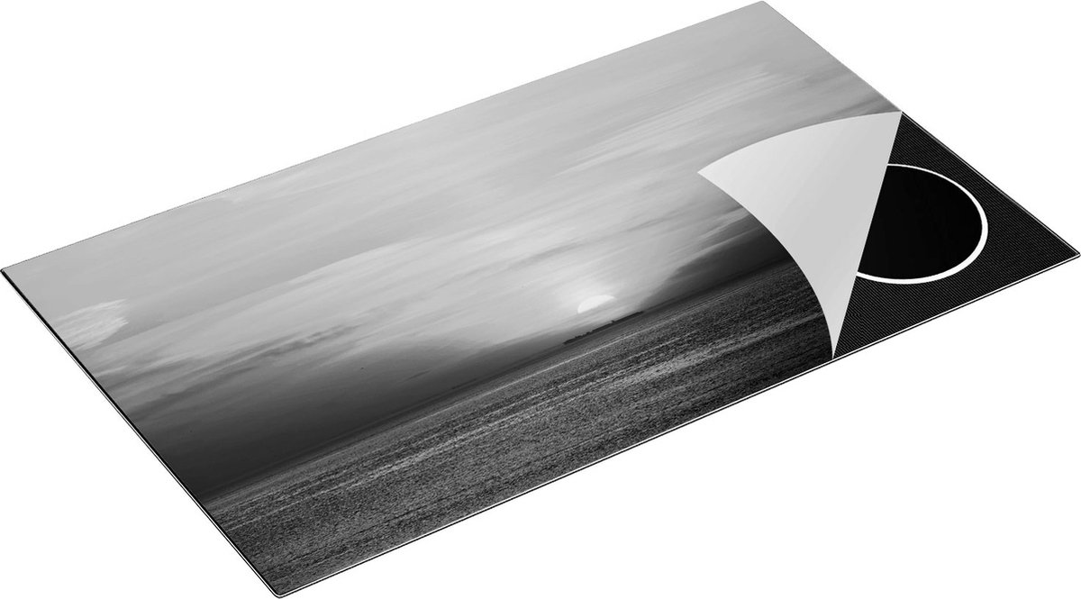 Chefcare Inductie Beschermer Zonsondergang in de Noordzee - Zwart Wit - 89,6x51,6 cm - Afdekplaat Inductie - Kookplaat Beschermer - Inductie Mat