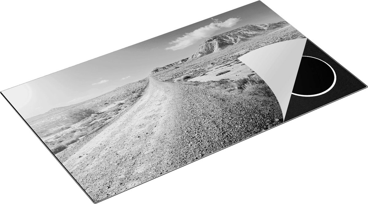 Chefcare Inductie Beschermer Pad in het Woestijn Landschap met de Zon - Zwart Wit - 89,6x51,6 cm - Afdekplaat Inductie - Kookplaat Beschermer - Inductie Mat