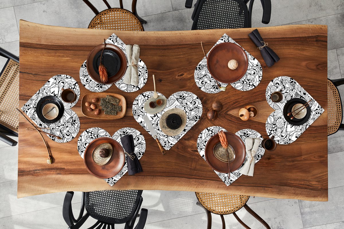 Onderleggers - Placemats - Placemats hartje - Patroon - Corona - Zwart Wit - 8 stuks