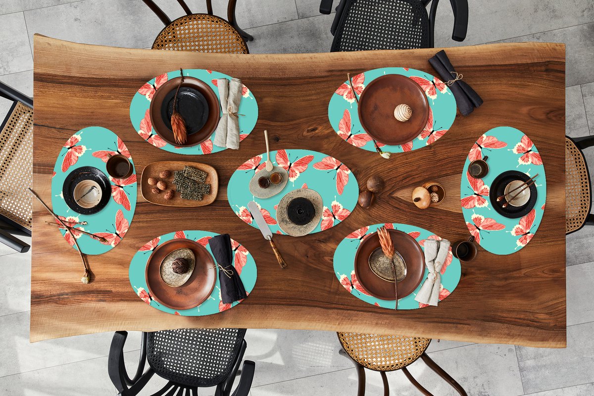 Placemats ovaal - Onderleggers - Ovale placemats - Vlinders - Roze - Patroon - 8 stuks
