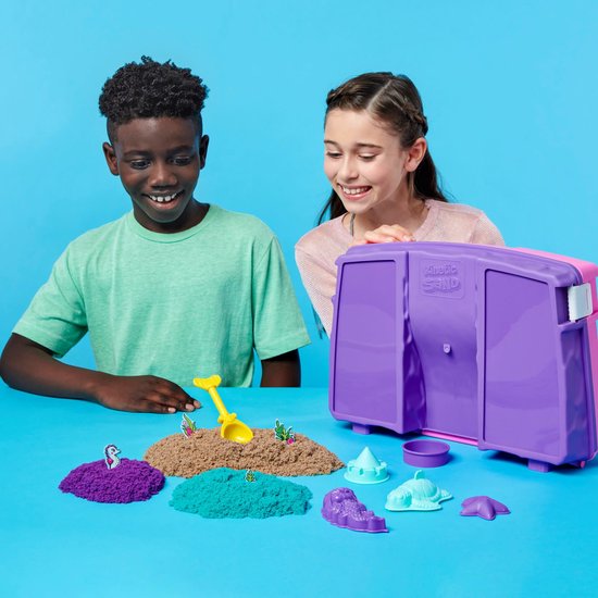 Kinetic Sand Kinetic Sand magique de Suède de 454 g, vert, 3 moules et pelle pour jeu de sable d'intérieur créatif, à partir de 3 ans : Kinetic Sand Kinetic Sand Kinetic Sand magique de Suède de 454 g, vert, 3 moules et pelle pour jeu de sable d'intérieur créatif, à partir de 3 ans : Kinetic Sand