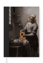 Notitieboek - Schrijfboek - Het melkmeisje - Johannes Vermeer - Goud - Notitieboekje klein - A5 formaat - Schrijfblok