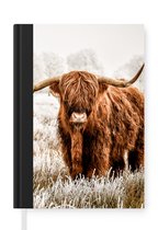 Notitieboek - Schrijfboek - Schotse hooglander - Koe - Natuur - Winter - Notitieboekje klein - A5 formaat - Schrijfblok