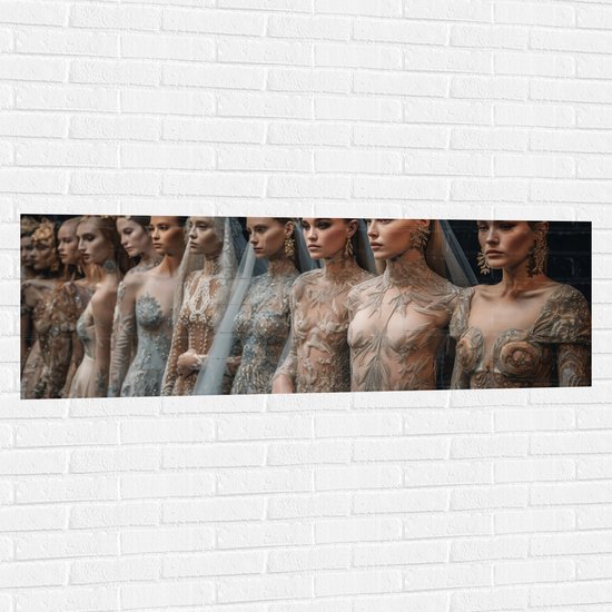 Muursticker - Modellen - Jurken - Sierraden - Kroontjes - Vrouwen - 150x50 cm Foto op Muursticker