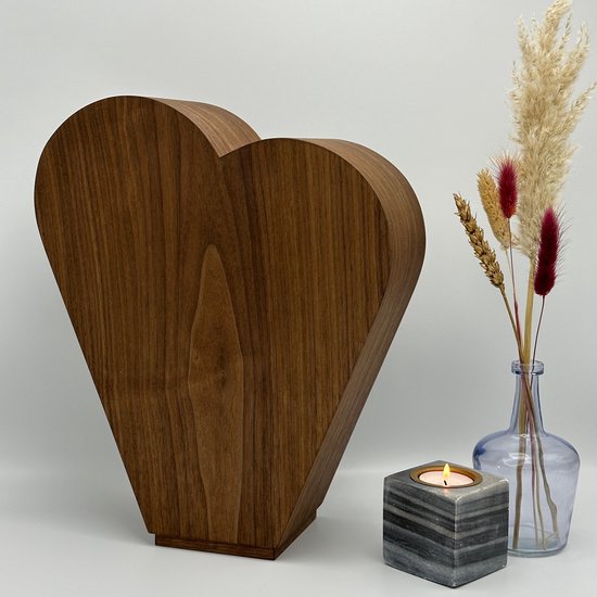 Urn Hart, Notenhout, Urn Groot, Urn van hout, Houten urn