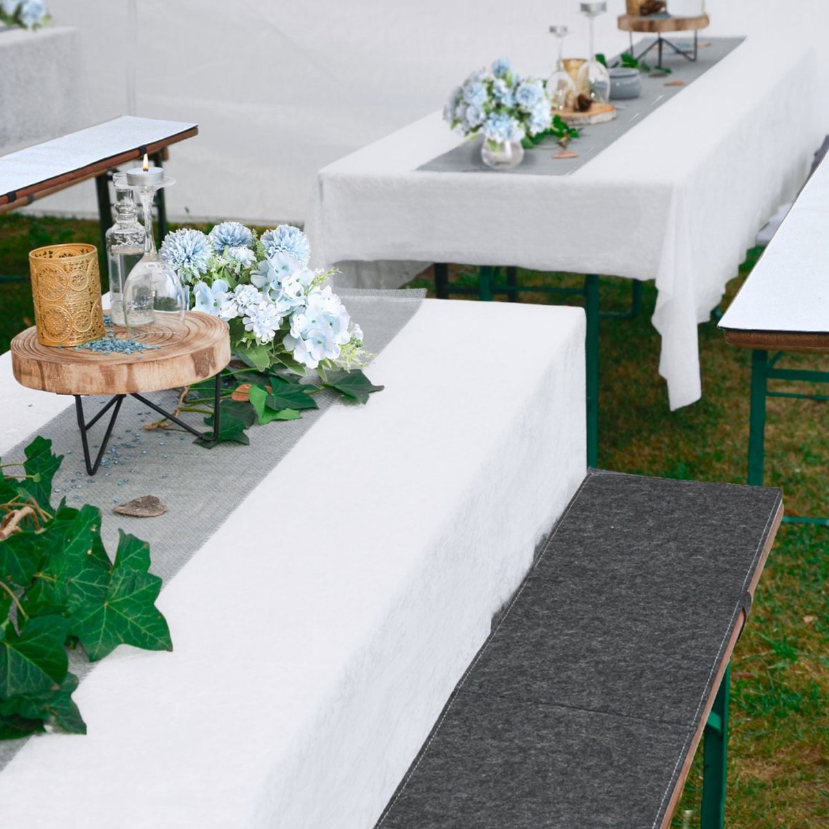 DuneDesign Viltset - 2 Omkeerbare Bierbankkussens 220 cm - 12 Vloerbeschermingskappen - Grijs