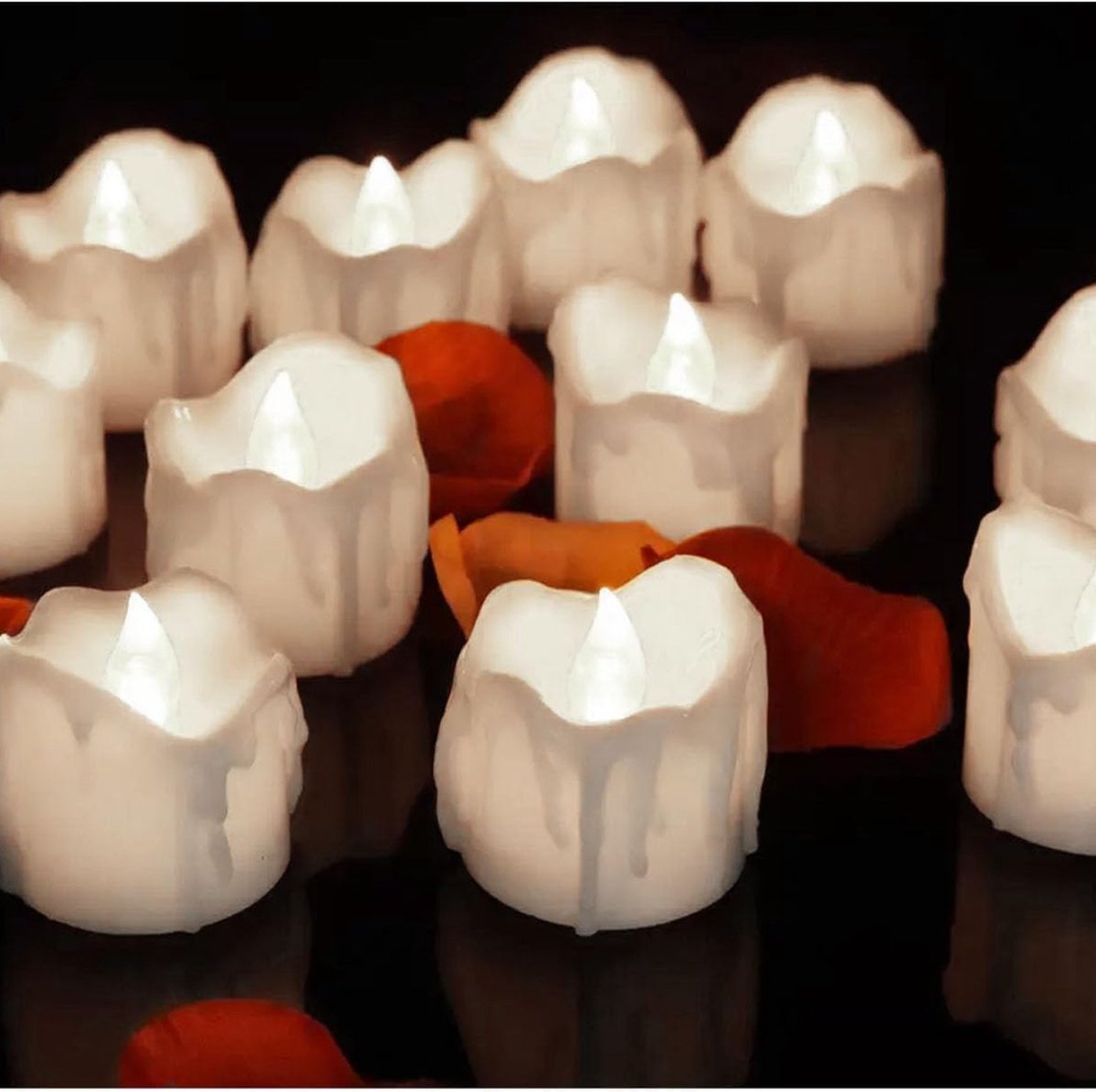 Set van 12x LED Kaarsen 12 Stuks Flikkerende Vlamloze Kaarsen Elektrische Kaarsen LED Kaarsen Woondecoratie Kerst Valentijnsdag Bruiloft
