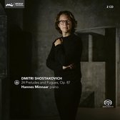CD cover van Dmitri Shostakovich: 24 Preludes and Fugues, Op. 87 van Hannes Minnaar