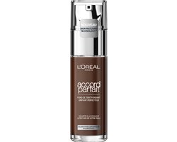 L’Oréal Paris - Accord Parfait Foundation - 10R/C - Natuurlijk Dekkende Foundation met Hyaluronzuur en SPF 16 - 30 ml