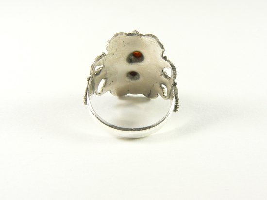 Bague en argent repoussé avec ambre - taille 16