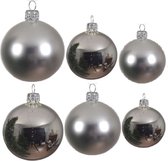 Compleet glazen kerstballen pakket zilver glans/mat 26x stuks - 10x 6 cm - 12x 8 cm - 4x 10 cm