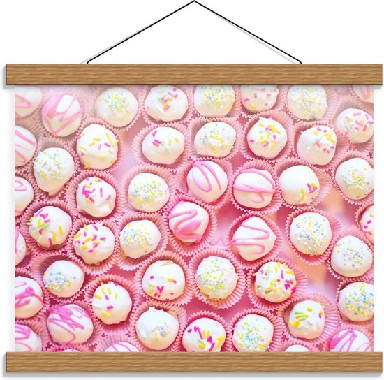 Schoolplaat – Roze Versierde Cup cakes - 40x30cm Foto op Textielposter (Wanddecoratie op Schoolplaat)