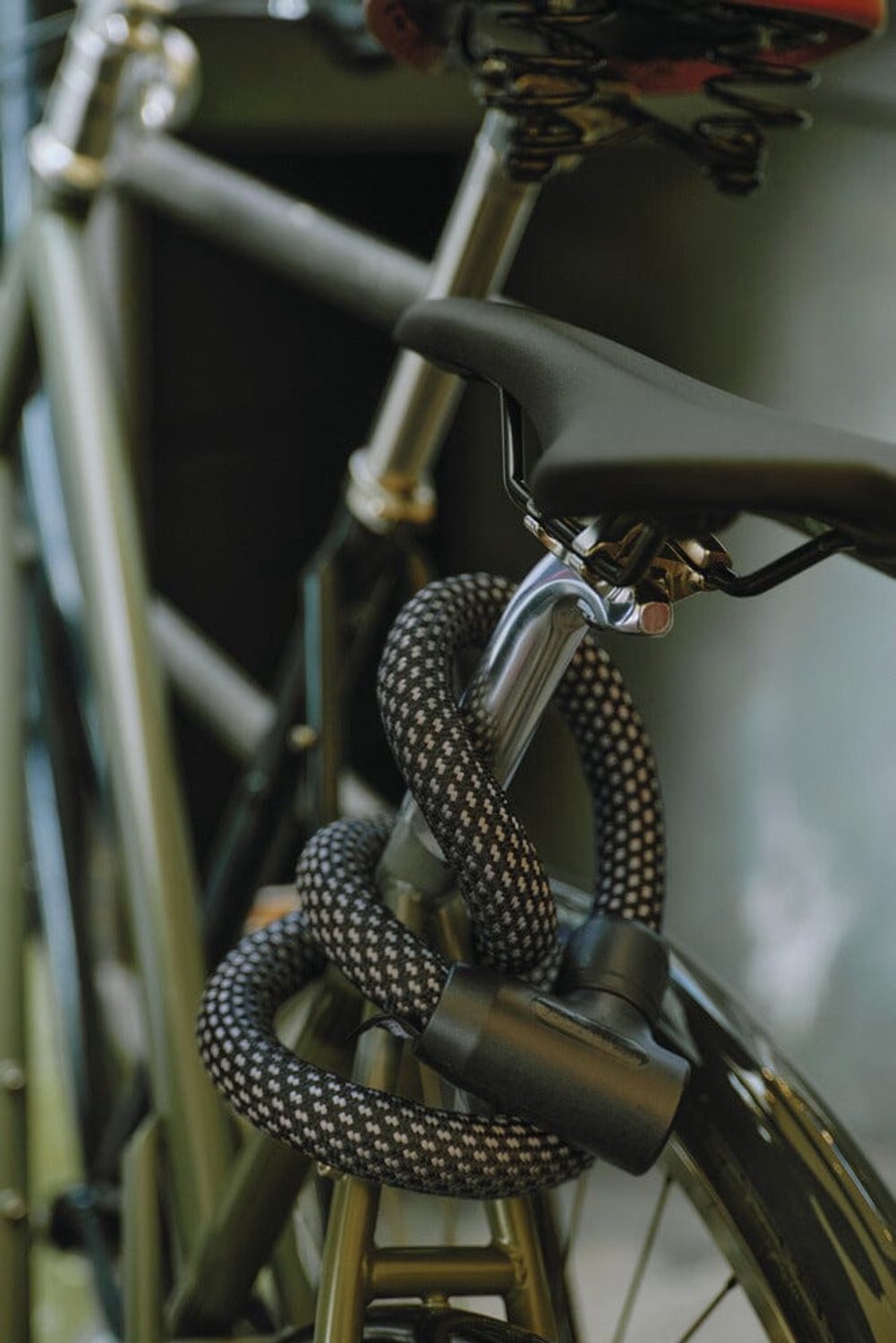 Fietsslot ABUS Textiel-kettingslot - YARNIT™ 4004K - Security level 7 - zwart - 85 cm - Geschikt voor elektrische fietsen en stadsfietsen - lichtgewicht - slechts 0,7 kg – foto 4