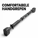 Zwarte B-Physic pull-up bar met comfortabele handgrepen, horizontaal gepresenteerd.