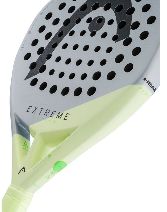 Close-up van de grijze HEAD padelracket met lichtgroene accenten en "EXTREME MOTION".