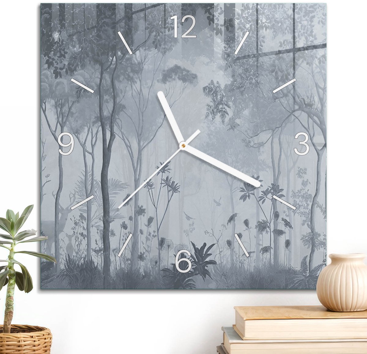 ArtPrintCave Grijs Glazen Klok - 30x30 cm - Wandklok Vierkant - Grijs Bos Wandklok Keuken - Landschappen Unieke Klok - Witte Klokwijzers