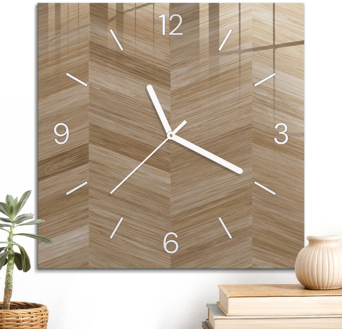 ArtPrintCave Bruin Glazen Klok - 30x30 cm - Wandklok Vierkant - Houten Chevron Stille Wandklok - Achtergronden En Patronen Wandklok Keuken - Witte Klokwijzers