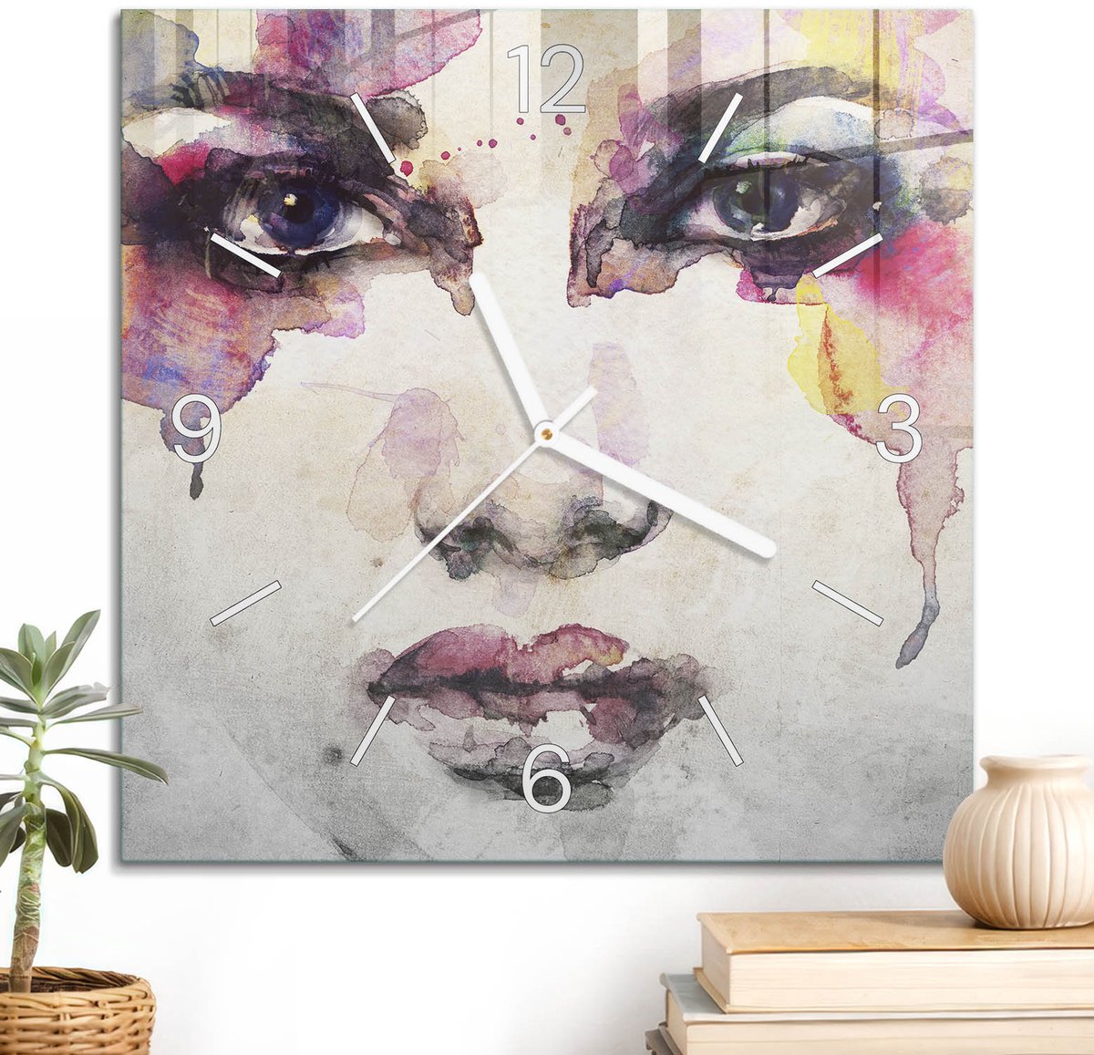 ArtPrintCave Paars Glazen Klok - 30x30 cm - Wandklok Vierkant - Kleurrijk Gezicht Stille Wandklok - Abstractie Wandklok Keuken - Witte Klokwijzers