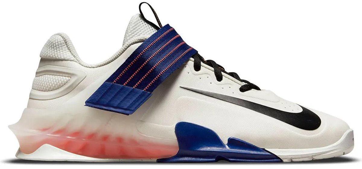 Nike Savaleos Schoenen Grijs