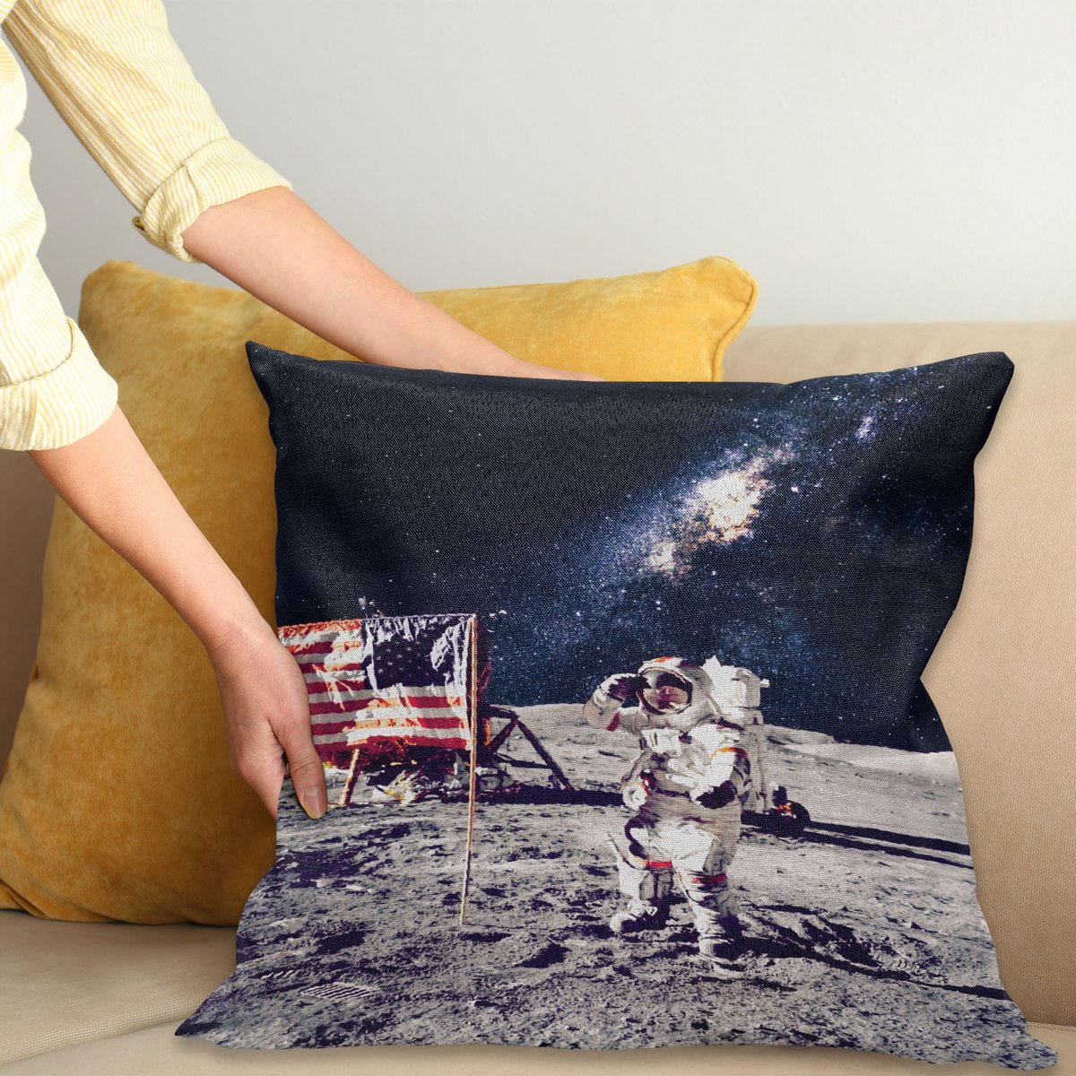 ABAKUHAUS Galaxis Kussenhoes, USA-Vlag en Astronaut, Kussenhoes met Ritssluiting en Dubbelzijdige Print, 60 x 60 cm, Grijs Donkerblauw