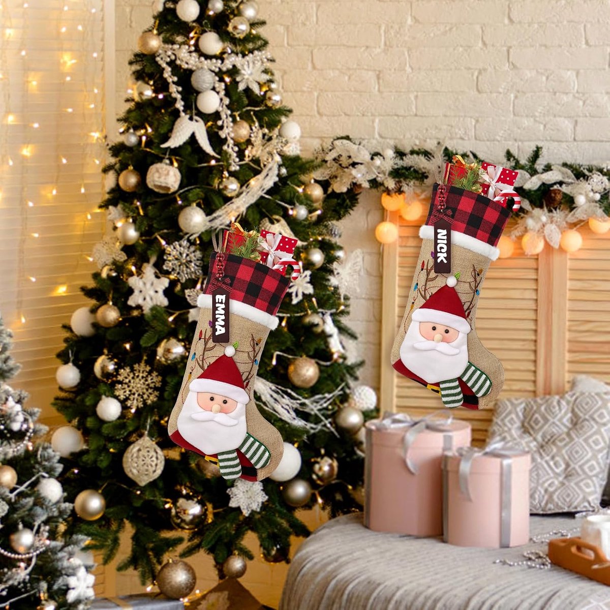 Kousen, 46cm Grote Gepersonaliseerde Jute Kerst Kousen met Naamlabels 3D Kerstman en Rood Zwart Buffalo Plaid Pluche Faux Bont Manchet voor Trappen Openhaard Ophangen Kerstfeest
