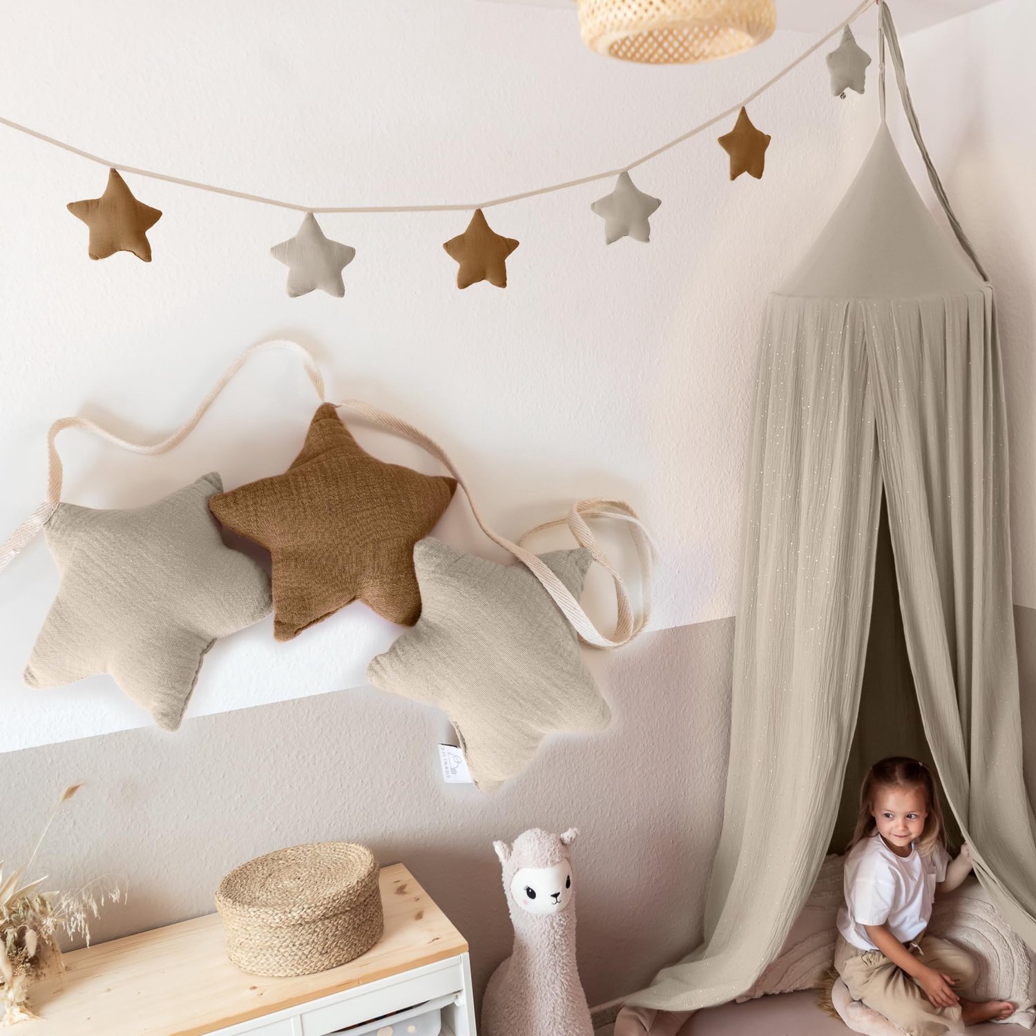 LILIMAUS Sterren slinger kinderkamer - stoffen slinger van mousseline katoen - 300 cm - bruin en lichtbeige