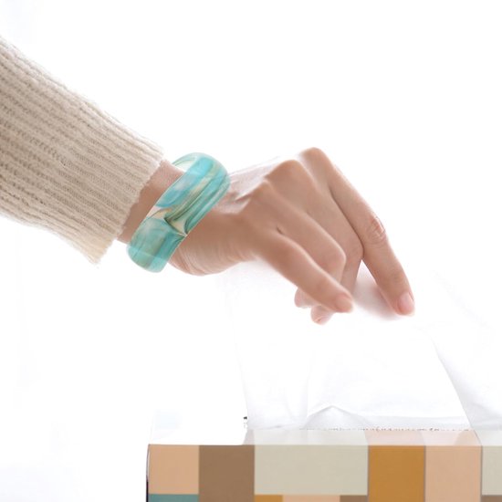 2 Stuks Stijl Brede Groene Armband Ergonomische Onregelmatige Geometrische Bangle voor Dames Drukverlagend Duurzaam voor Stranddagen Avondfeesten — afbeelding 2