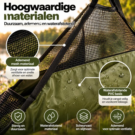 Detail van ademend zwart mesh en waterafstotend olijfgroen materiaal van de weegzak.