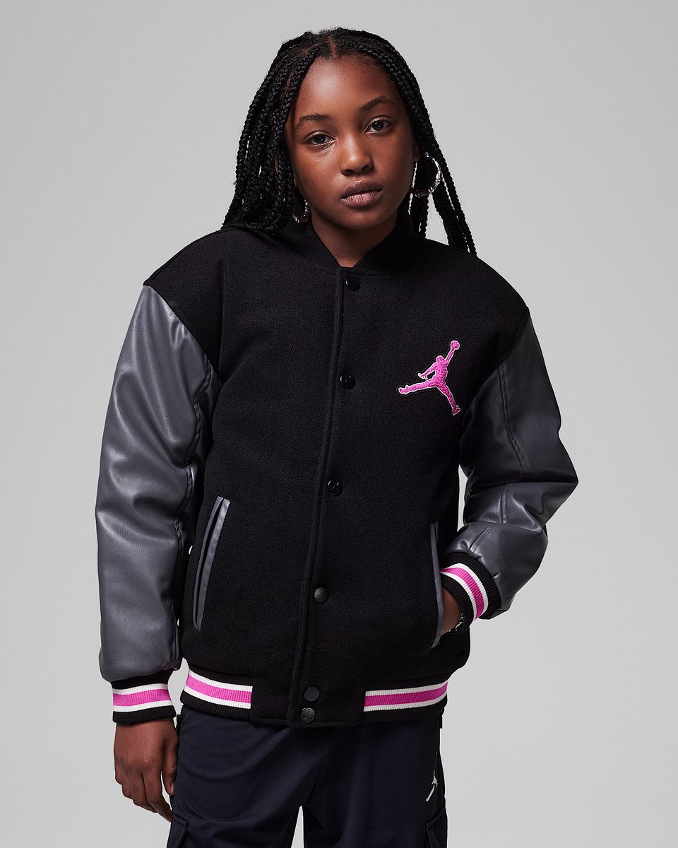 Jordan Varsityjack - Varsity Jacket - Maat S (128-137) - Fire Pink / Roze - Jordan - Lifestyle - Kinder Jas voor Meisjes