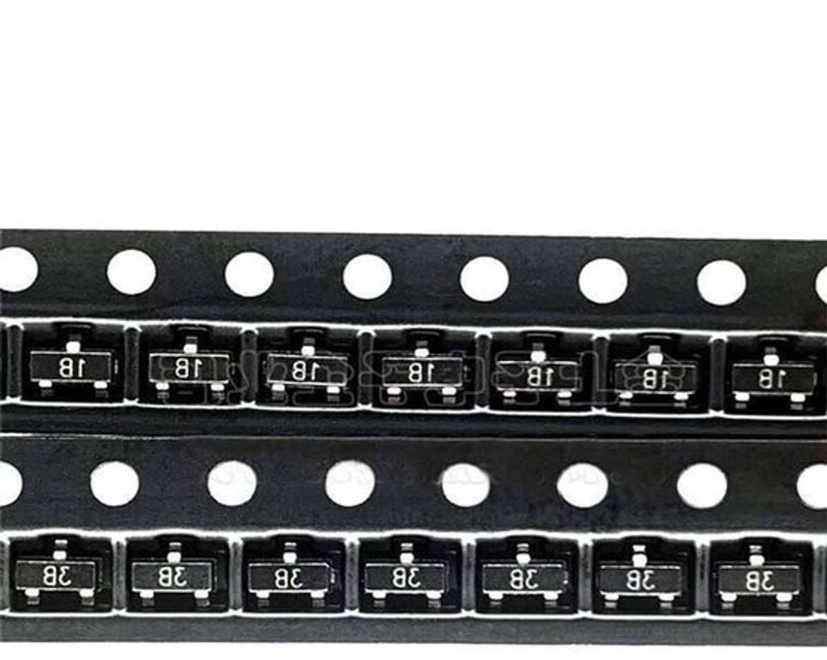BC846B Transistors - IC SOT-23 - Elektronische Projecten - Kleine Behuizing - 100 stuks - Niet van toepassing