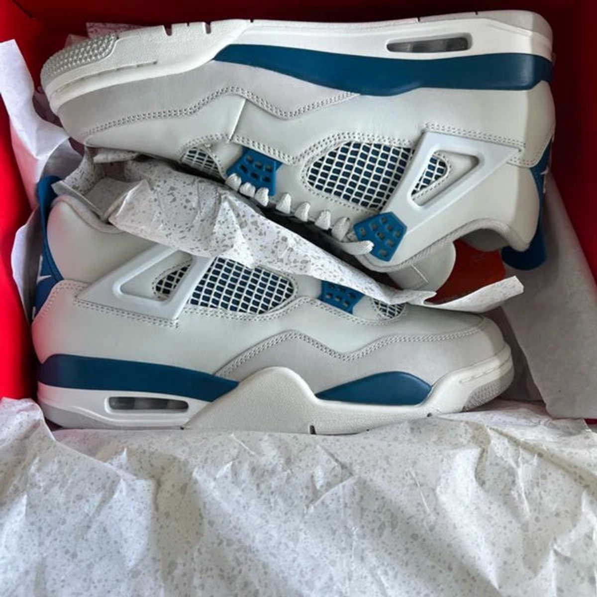 Jordan 4 Retro Military Blue (2024)