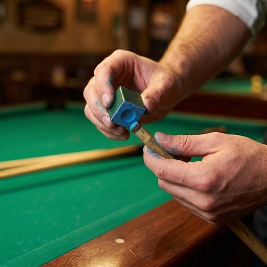 Blauw biljart krijt 4 stuks – keukrijt voor pool en snooker – 3 vierkante krijt blokjes met keu tip hulpmiddel – biljart accessoires voor 8 ball 9 ball en 10 ball — afbeelding 4