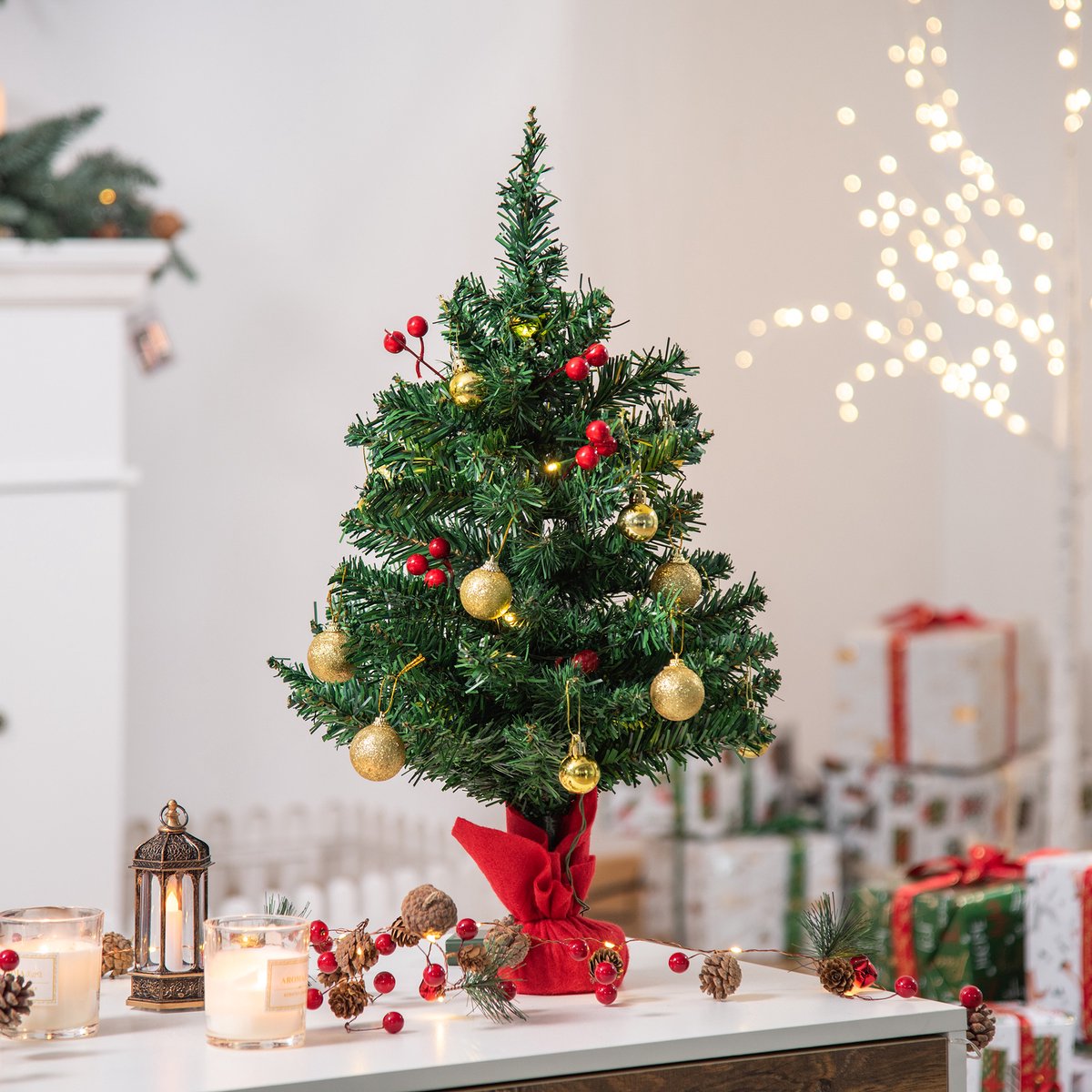 Feestdecoratievoorwerp – Verlichte Mini Kerstboom Met Stechpalmbessen En Ballen – 40 X 40 X 60 Cm – PVC – Groen – Tafeldecoratie Met Batterijvoeding