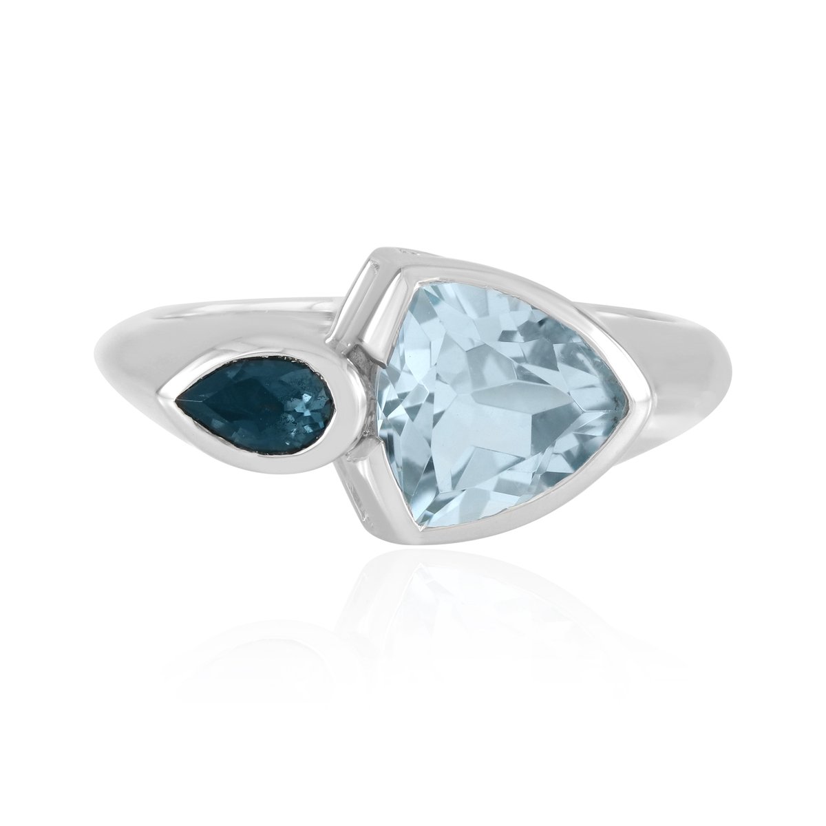 Cavill - Zilveren Ring met Hemelsblauwe Topaas Triljant Slijpsel - 925 Sterling Zilver - 2,01 ct Topaas - London Blue Peervormig - Elegante Damesring