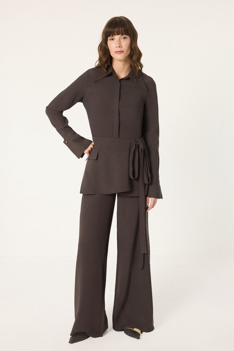 Touché Privé - Set van overhemd en broek met riemdesign - Bruin - Dames