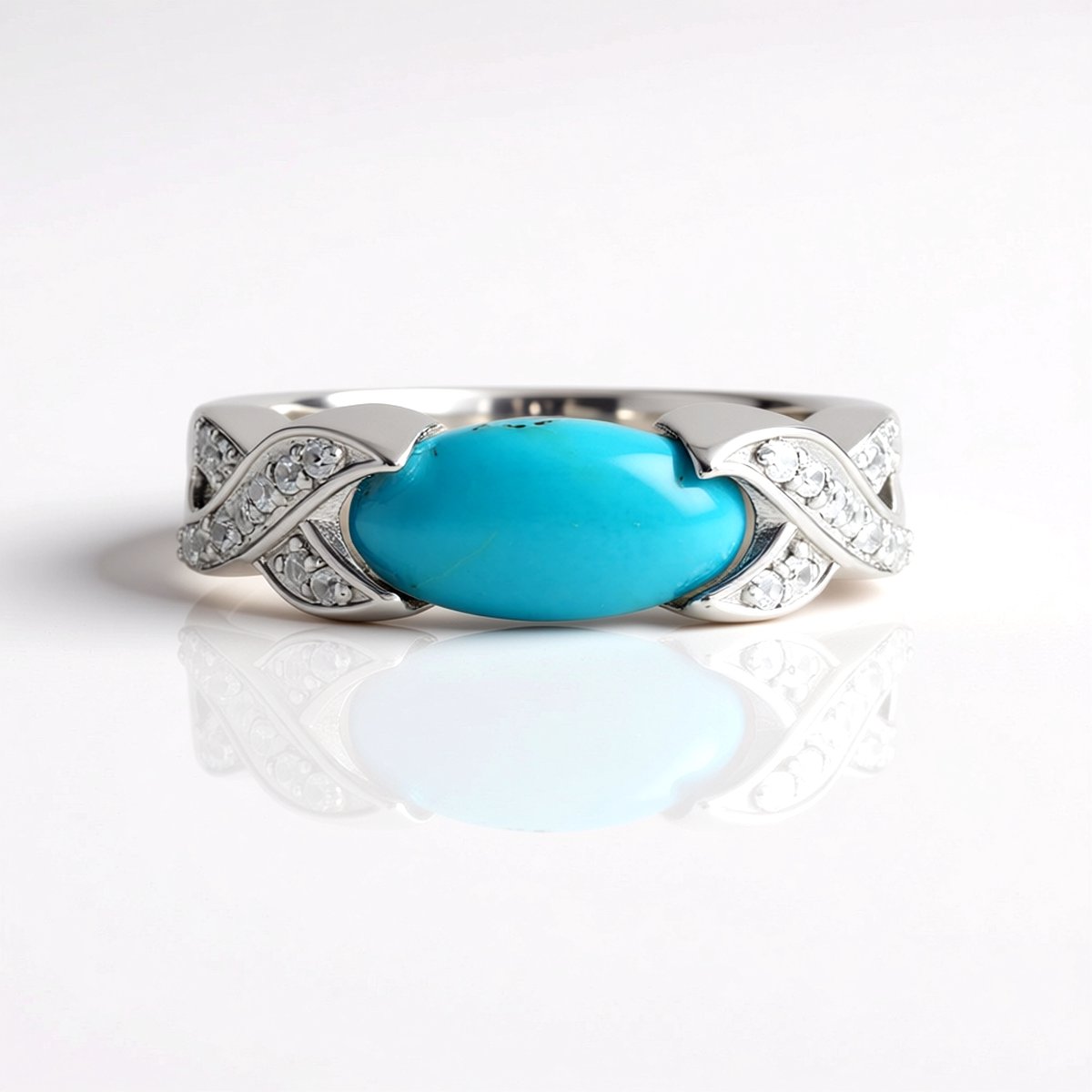 Cavill - Zilveren Ring met Ovale Turkoois 1,24 ct - 925 Sterling Zilver met Platina Coating - 22 Zirkonia Rondgeslepen - Elegante Sieraden