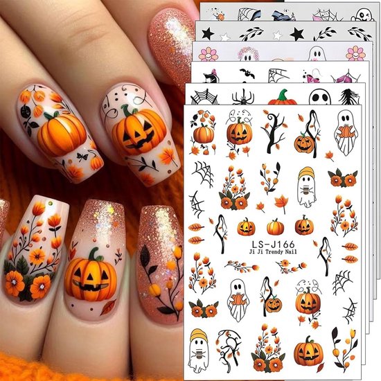 Herfst nail art stickers met pompoenen, bloemen en herfstblaadjes.