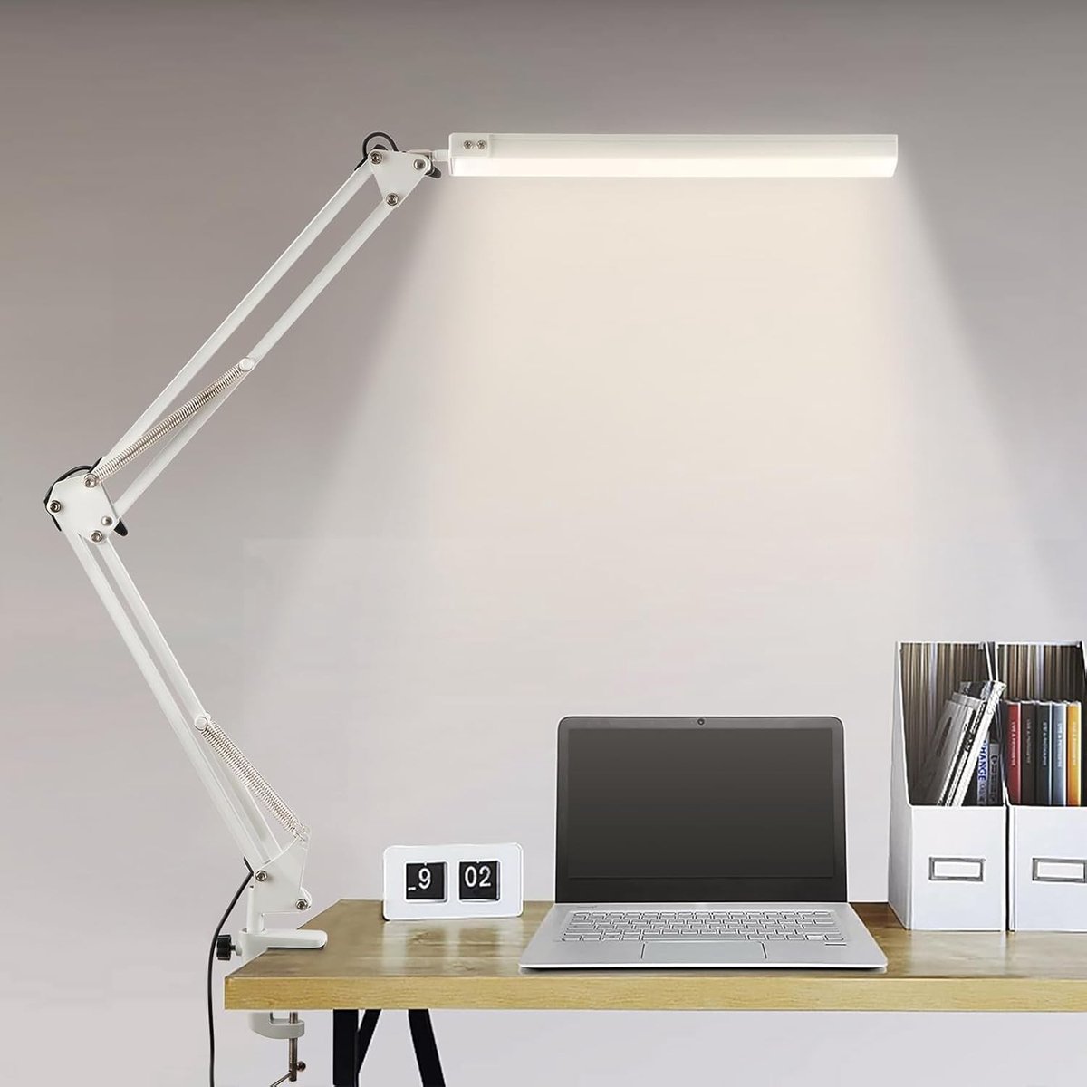 Verstelbare LED bureaulamp met klem, 1100LM, 3 kleuren, 10 helderheidsniveaus, dimbaar en oogbescherming, inclusief 5V/2A adapter