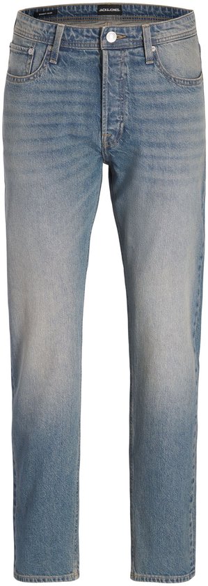 Blauwe, relaxte spijkerbroek met een vervaagd effect op de pijpen, van voren gezien.